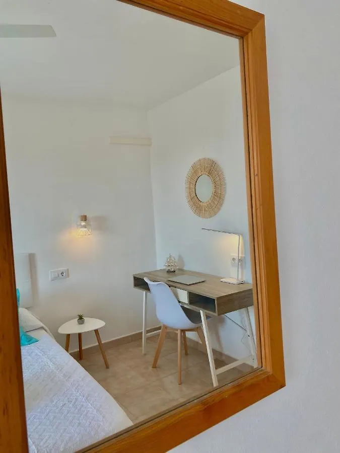 Apartament Sa Farola - Ac, Wifi , Pool, Beach カラ・エン・ブラネス アパート